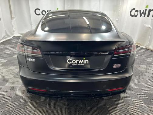 2023 Tesla Model S Plaid