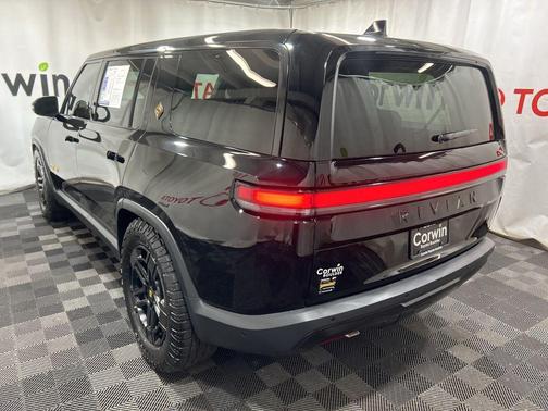 Midnight 2023 Rivian R1S Launch Edition