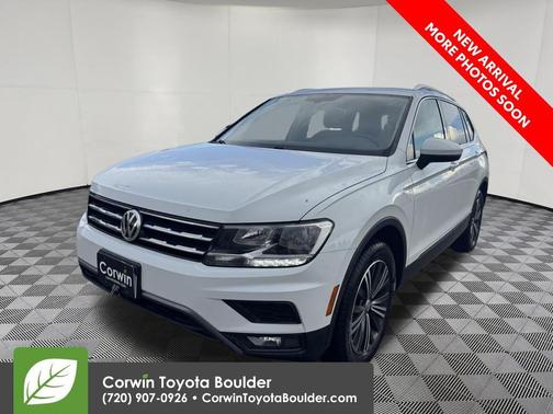 Pure White 2018 Volkswagen Tiguan 2.0T SEL