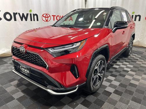 2025 Toyota RAV4 Hybrid SE