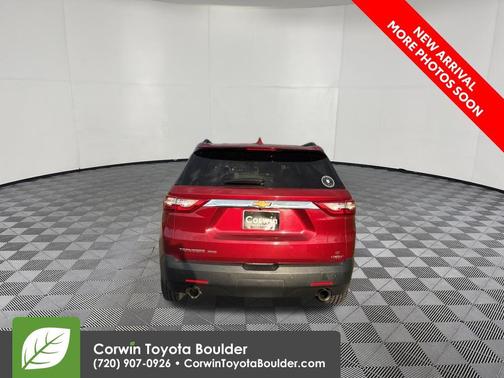 Cajun Red Tintcoat 2019 Chevrolet Traverse LT Cloth