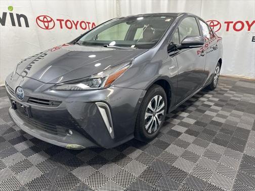 2020 Toyota Prius XLE
