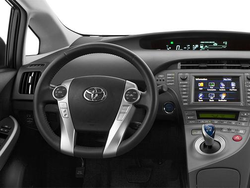2014 Toyota Prius Plug-in Base