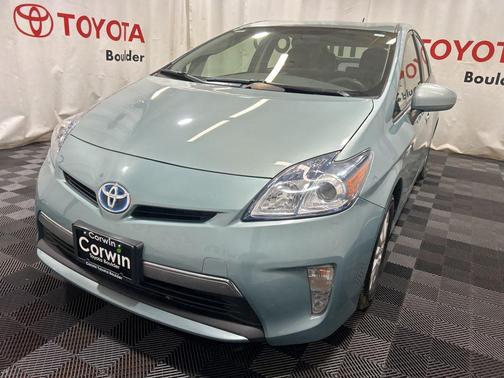 2014 Toyota Prius Plug-in Base
