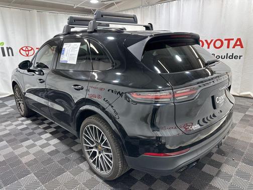 2021 Porsche Cayenne S