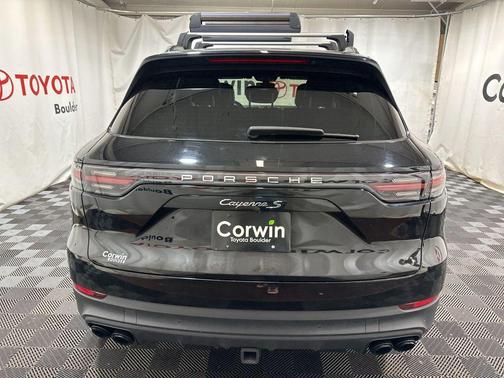 2021 Porsche Cayenne S