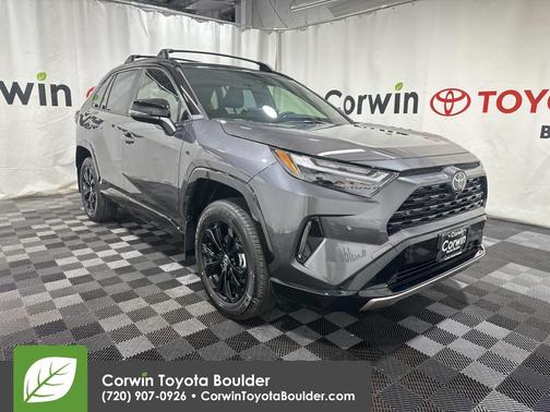 2025 Toyota RAV4 Hybrid SE