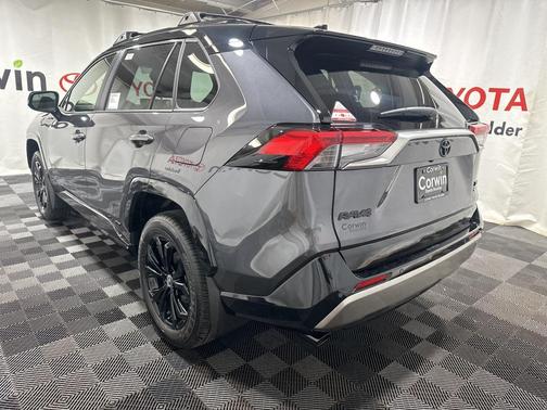 2025 Toyota RAV4 Hybrid SE