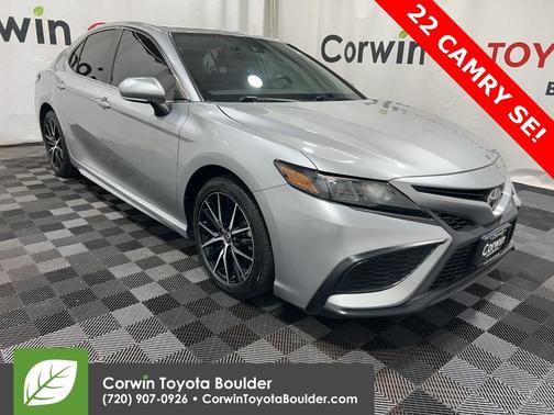 2022 Toyota Camry SE