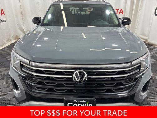 Pure Gray 2025 Volkswagen Atlas 2.0T Peak Edition