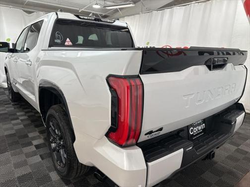 2025 Toyota Tundra Hybrid Platinum