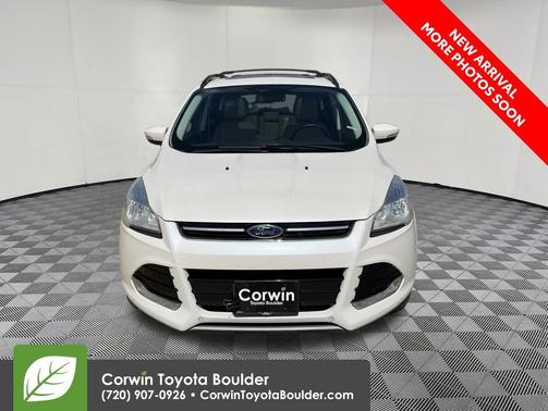 Oxford White 2013 Ford Escape SEL