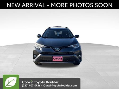2017 Toyota RAV4 Hybrid XLE