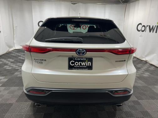 2021 Toyota Venza LE
