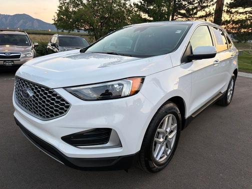 Oxford White 2024 Ford Edge SEL