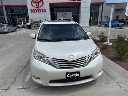 2015 Toyota Sienna XLE