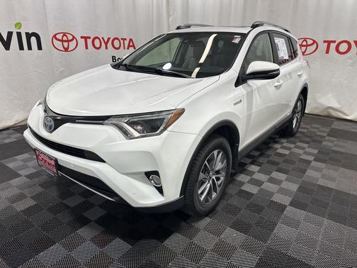 2017 Toyota RAV4 Hybrid XLE