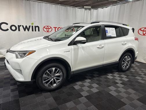 2017 Toyota RAV4 Hybrid XLE