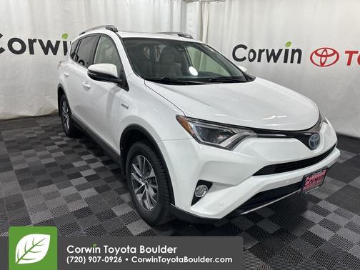 2017 Toyota RAV4 Hybrid XLE