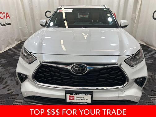 2025 Toyota Highlander Platinum
