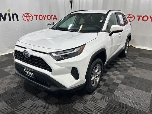 2024 Toyota RAV4 Hybrid XLE