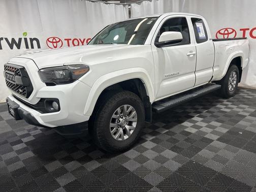 2016 Toyota Tacoma SR5