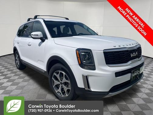 Glacial White Pearl 2022 Kia Telluride EX