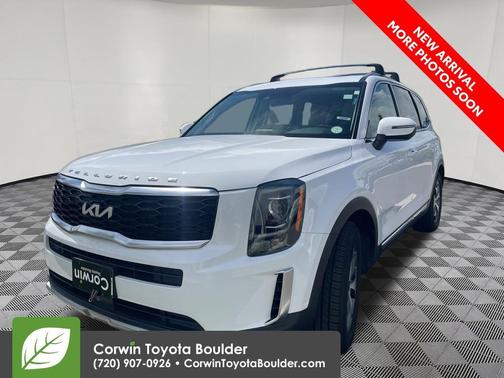 Glacial White Pearl 2022 Kia Telluride EX