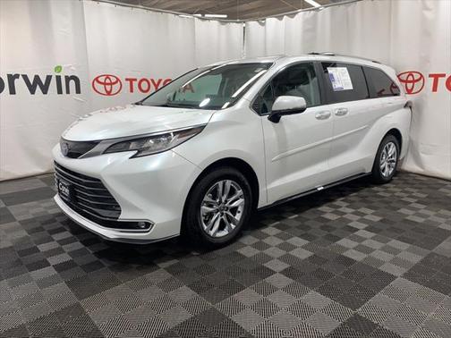 2024 Toyota Sienna Limited 7-Passenger