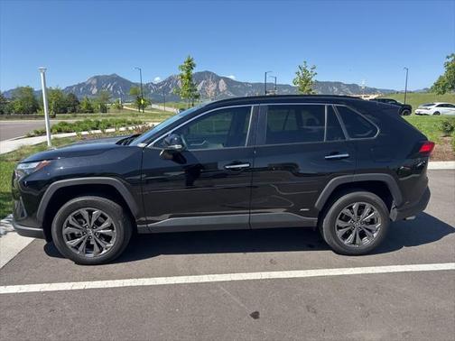 2022 Toyota RAV4 Hybrid Limited