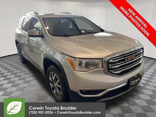 Quicksilver Metallic 2019 GMC Acadia SLT-1
