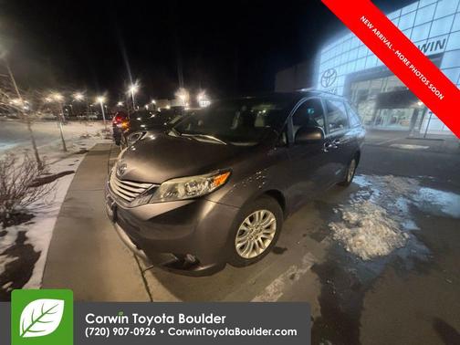 2015 Toyota Sienna XLE