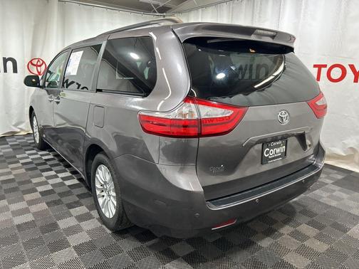 2015 Toyota Sienna XLE