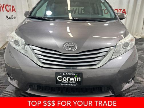 2015 Toyota Sienna XLE