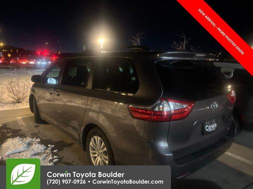 2015 Toyota Sienna XLE