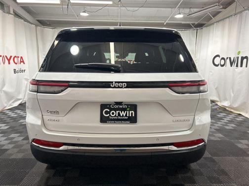 2024 Jeep Grand Cherokee Laredo