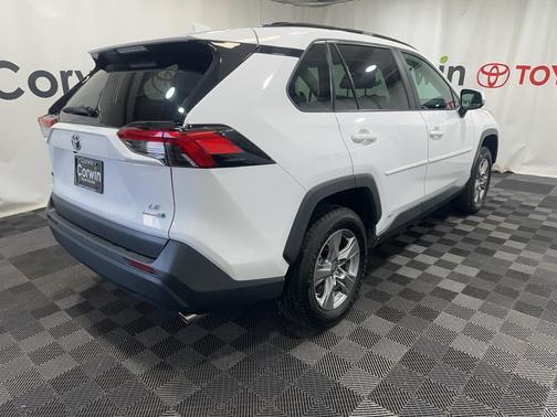 2024 Toyota RAV4 Hybrid LE