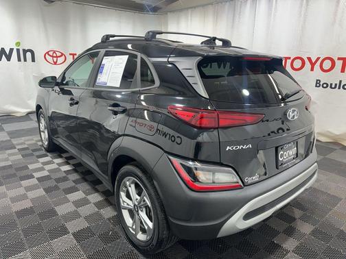 2022 Hyundai KONA SEL