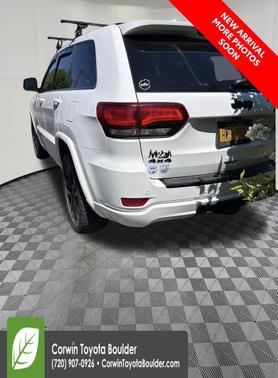 Bright White Clearcoat 2018 Jeep Grand Cherokee Altitude