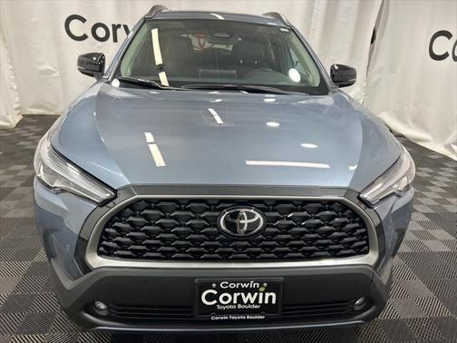 2025 Toyota Corolla Cross XLE