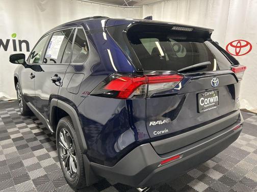 2023 Toyota RAV4 Hybrid XLE Premium