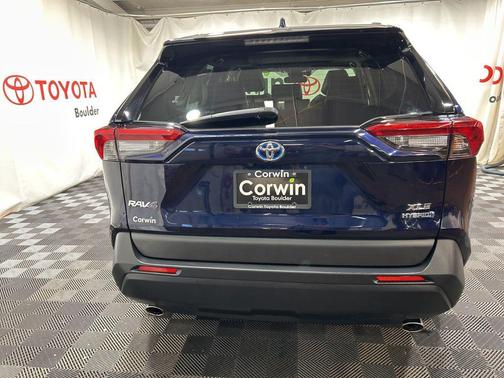 2023 Toyota RAV4 Hybrid XLE Premium