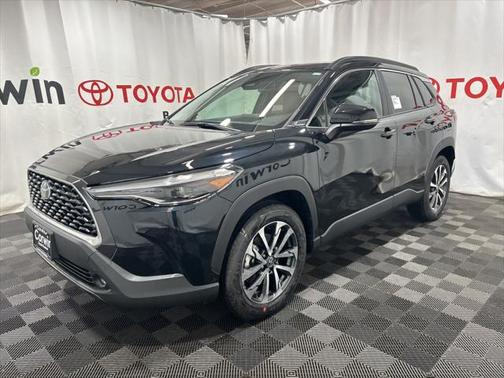 2025 Toyota Corolla Cross XLE