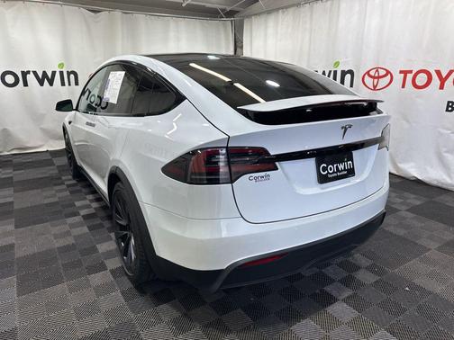 2022 Tesla Model X Dual Motor All-Wheel Drive