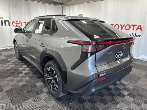 2025 Toyota bZ4X XLE