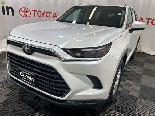 2024 Toyota Grand Highlander XLE