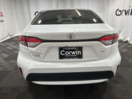 2022 Toyota Corolla LE