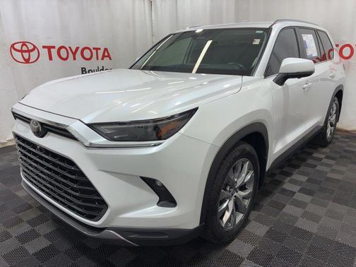 Pearl 2024 Toyota Grand Highlander Limited