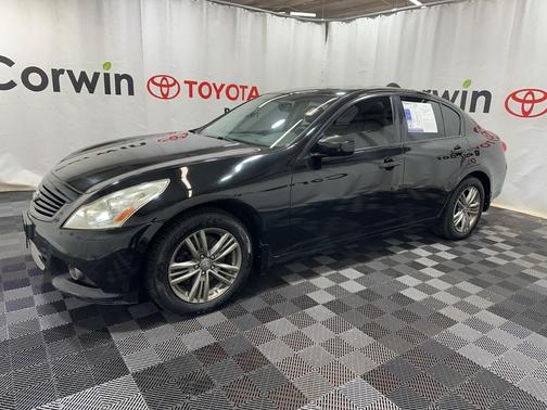 2013 INFINITI G37x Base