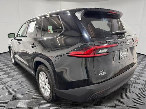Midnight Black Metallic 2025 Toyota Grand Highlander XLE